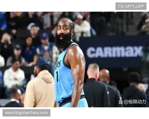 四人得分二十加掘金全民皆兵团队篮球多点开花强势取胜展现联盟统治