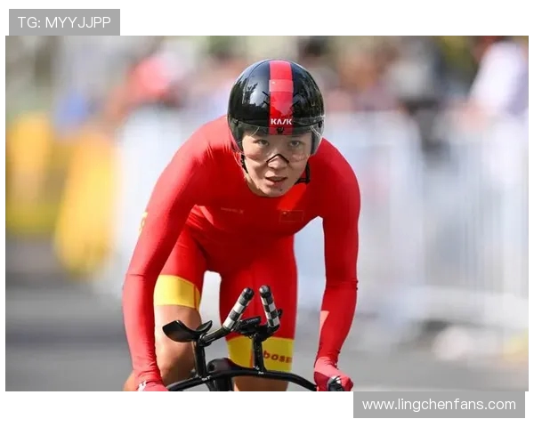 自行车选手比赛中的百折不摧